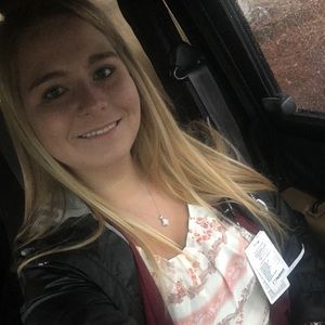 Meet your Posher, Erin